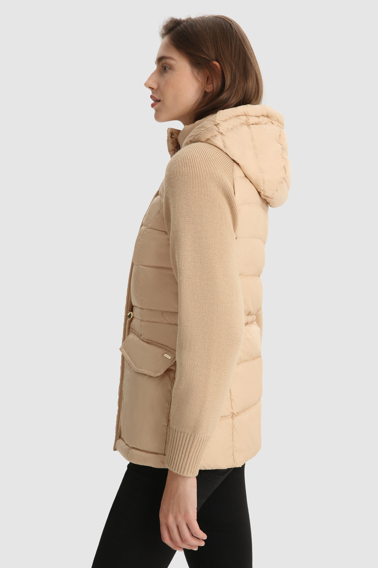 Beige Woolrich Auburn Quilted With Knitted Sleeves Women's Down Jackets | 5704813-GP