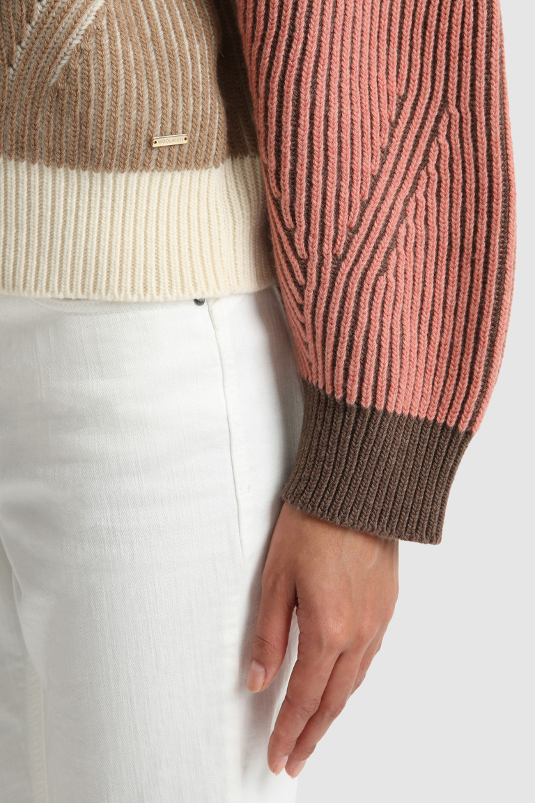 Brown Woolrich Crewneck Wool With Contrasting Sleeves Women's Sweaters | 4856723-PJ